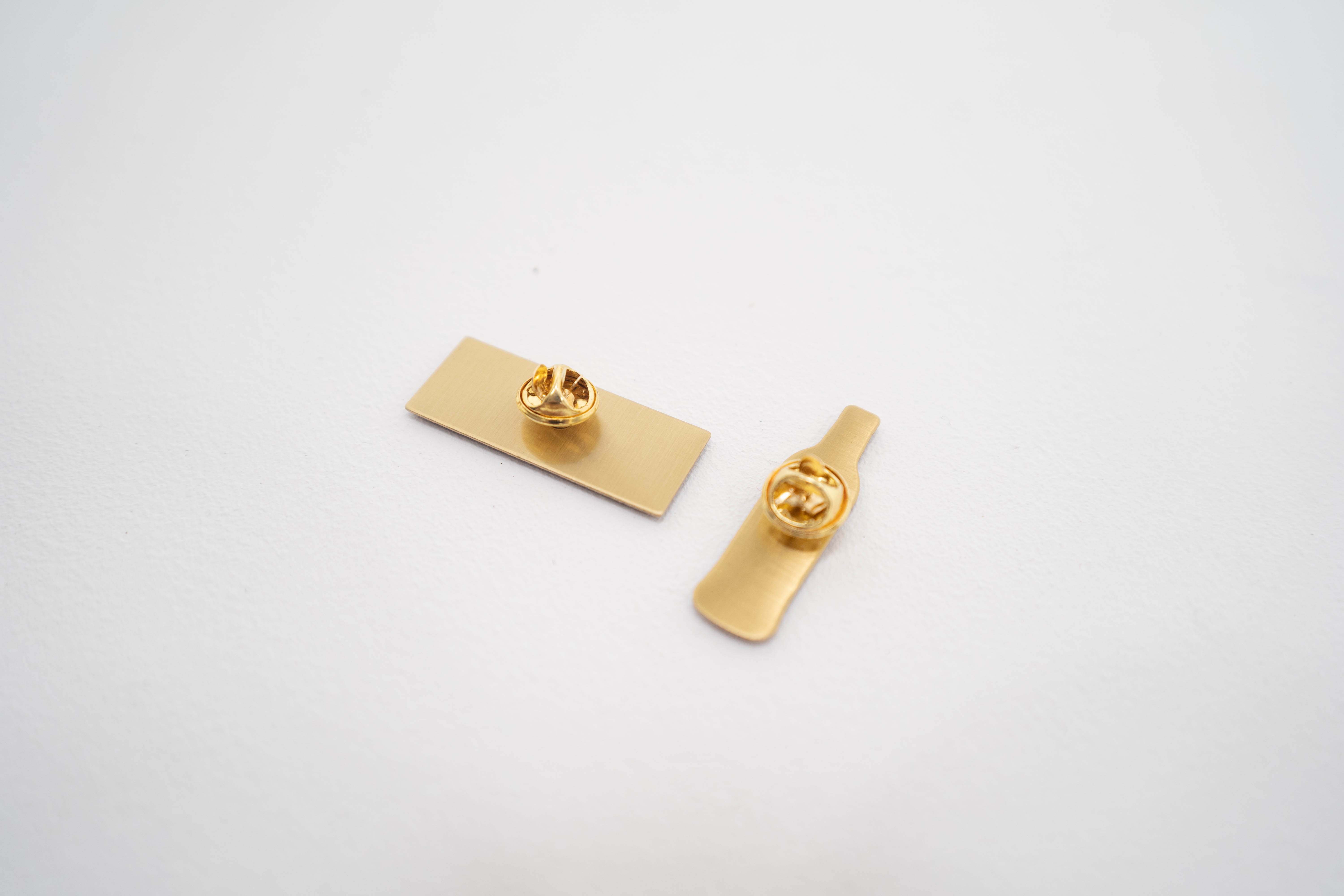 WILTHENER Goldkrone Logoanstecker WILTHENER Goldkrone Logoanstecker